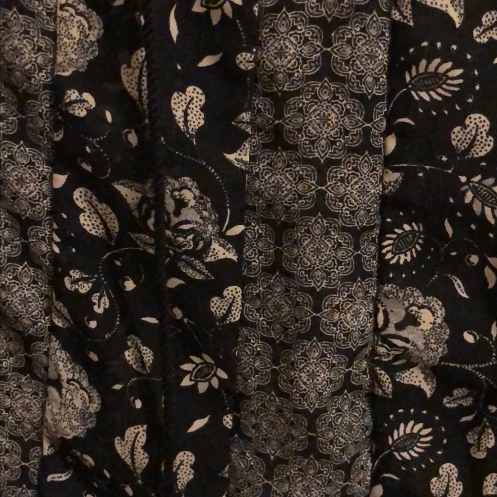 Blouse - Picture 2 of 2